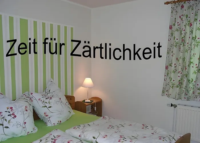 Klaus Jensen , Unter Den Linden *